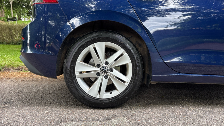 Volkswagen Golf 1.5 TSI Life 5dr Petrol Hatchback
